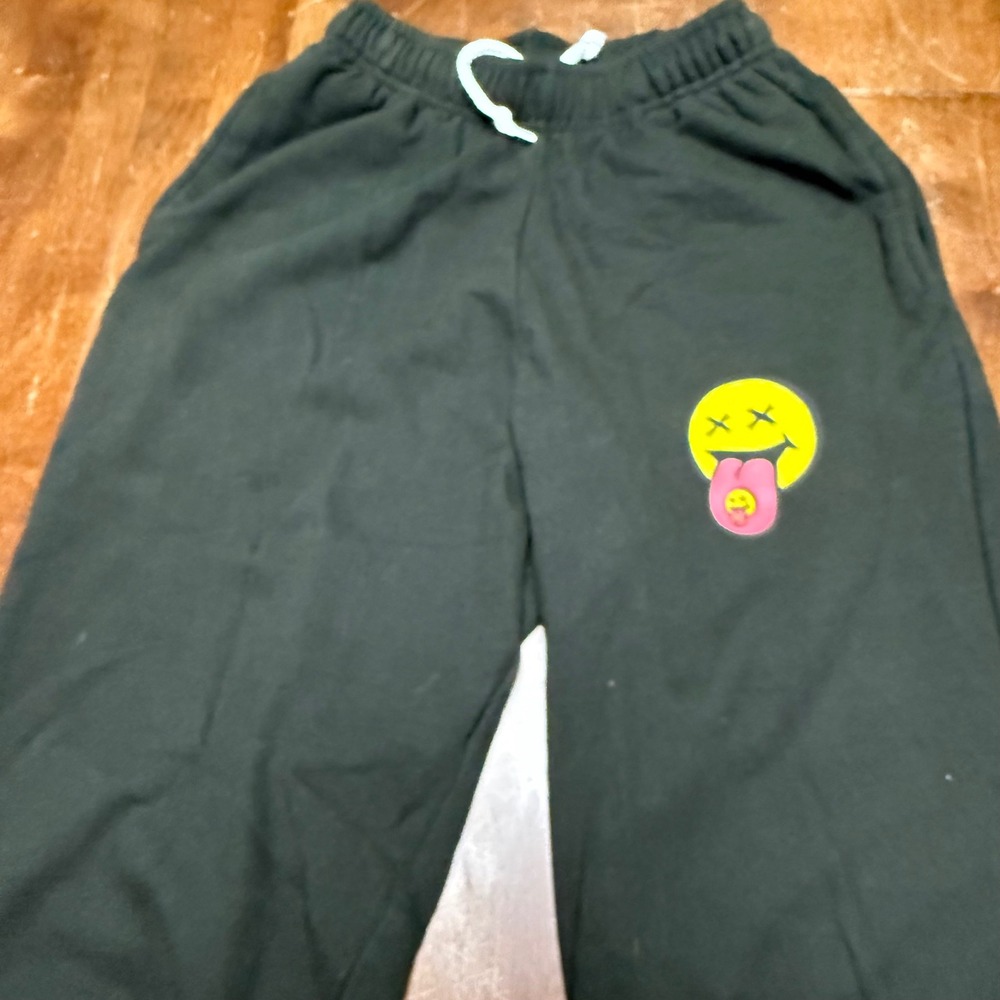 Louis Tomlinson Sweatpants Women S Black Away From Home Festival Smiley Graphic - Picture 3 of 7